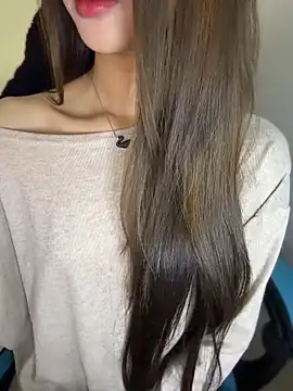 Yiyina_17's room
