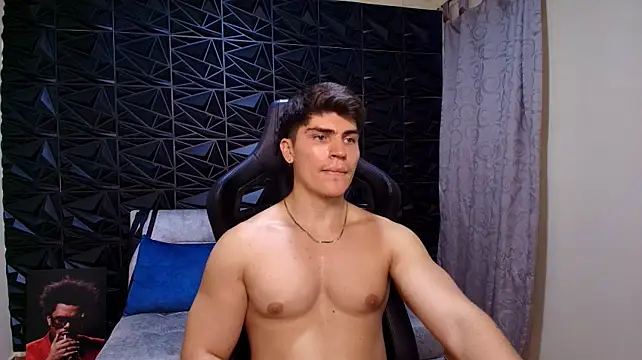Jared_Rosse live cam on StripChat