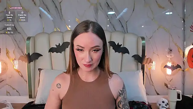 Hannah_Lane live cam on StripChat