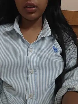shivani_jha_ live cam on StripChat