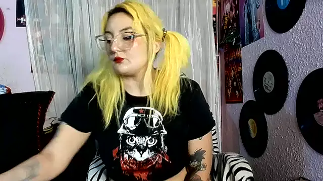 Avril_Maria webcam