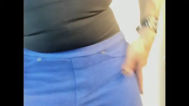 LILITH_MUSCLE_HELL on Stripchat