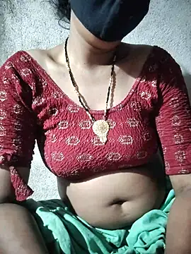 Hott_arushi25