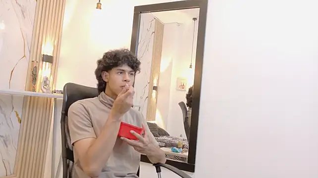 Zayn_Fox32 live sex cam