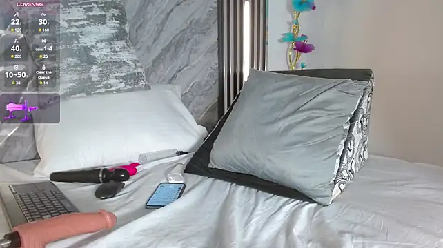 nala_palmer live cam on StripChat