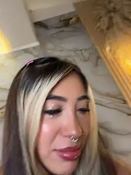 ManuelaVeeleez