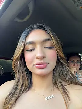jenn_fit - chica cam en stripchat, habla español