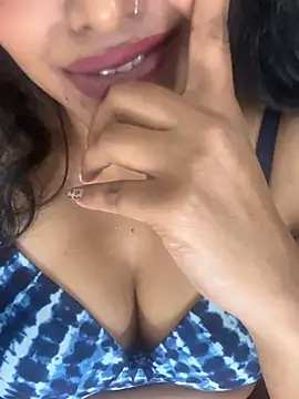 aura1997 live cam on StripChat