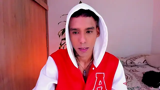 Damianwhite live cam on StripChat