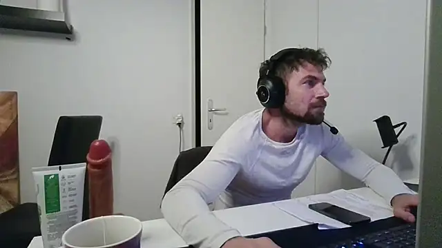alpha-hunk