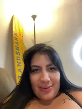 Vicky_Sixx