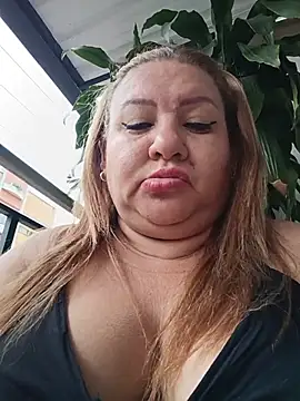 HORNY_MATURE25