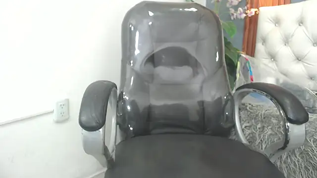 Drake_miller live cam on StripChat