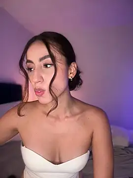 Lovinggirl_