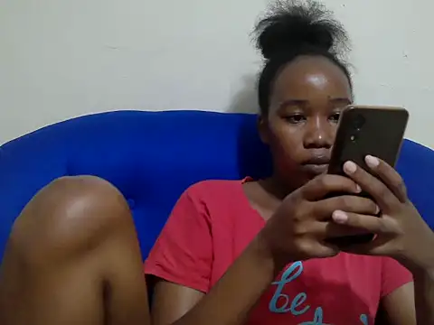 lovenana20 (F teen) - Fingerfuck