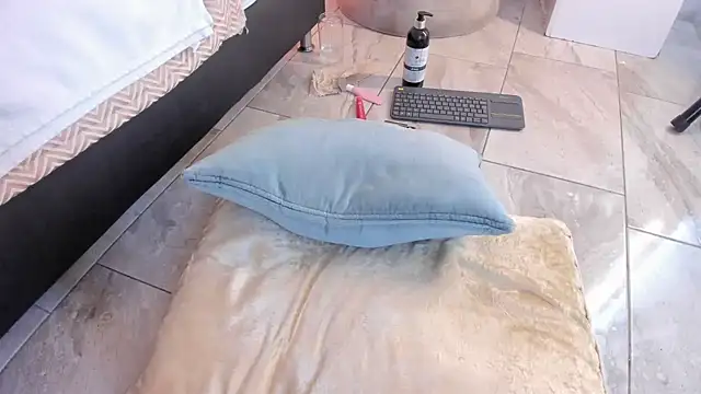 babepolly (F young) - PLUG+OIL🍑😋