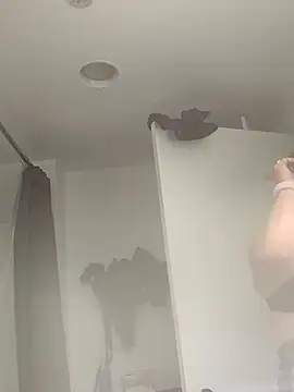 deedeedoll82222 live sex cam