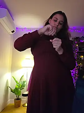 miarides19 (F teen) - I will suck dildo 🙈🙈