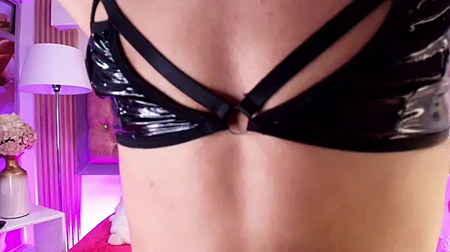Andy_Leex live cam on StripChat