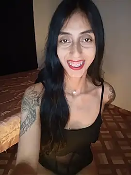 Im_Kloe_ live cam on StripChat