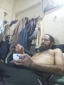 Hairy_mannn2