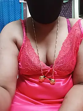 Chikki_20 live cam on StripChat