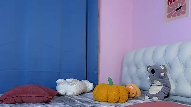 colette_pretty (F teen) - make my booty red