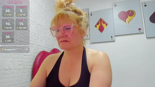 Salomeediaz_ live cam on StripChat