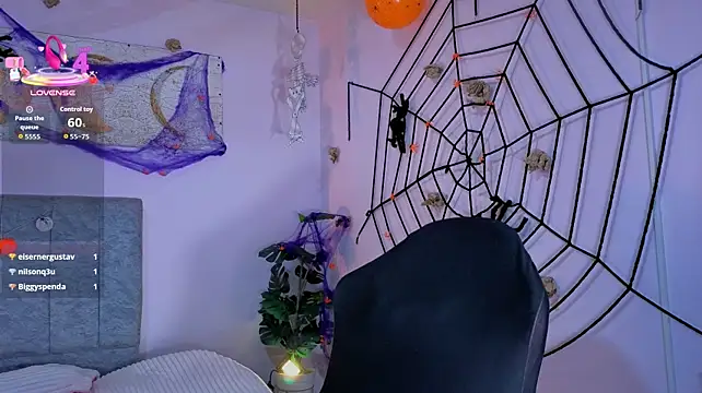 antonellastar24_ (T teen) - masturbation
