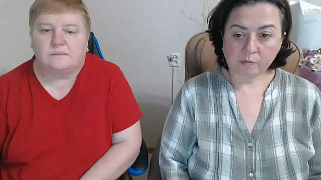 Lindy-Jeanie webcam