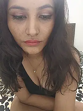 richa_babes (F young) - New saree
