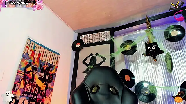 Aisha_black_ webcam
