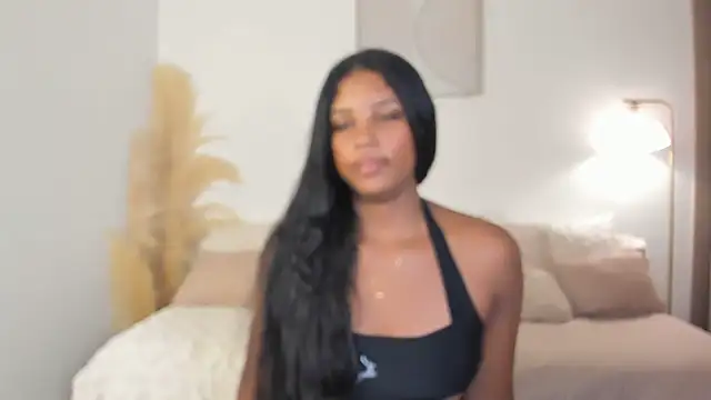 ZOEGARNER01