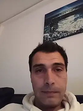 dolcenick live cam on StripChat
