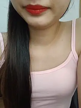 Linda_x2 webcam