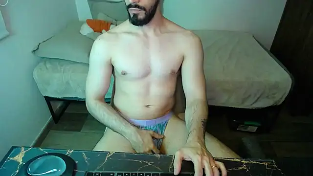 bossking017 live sex cam