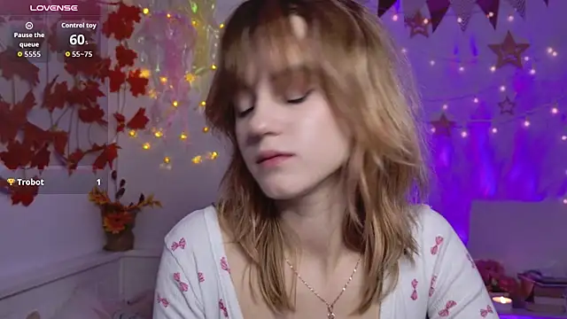 Tessa_Shy_