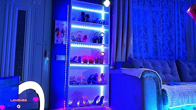AmidaChris live cam on StripChat