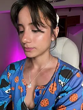 Ale_Lewis webcam