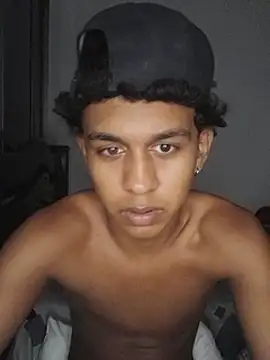 YourCaramelBoy live sex cam