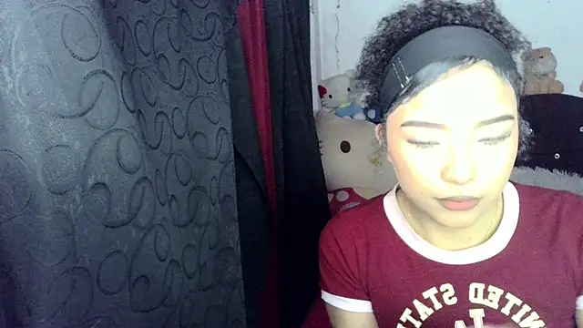 Serenessa_ webcam