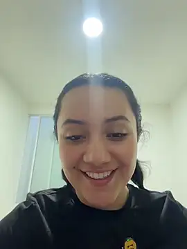 Isa_1207 live cam on StripChat