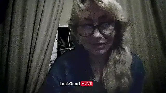 LudaLoveri webcam