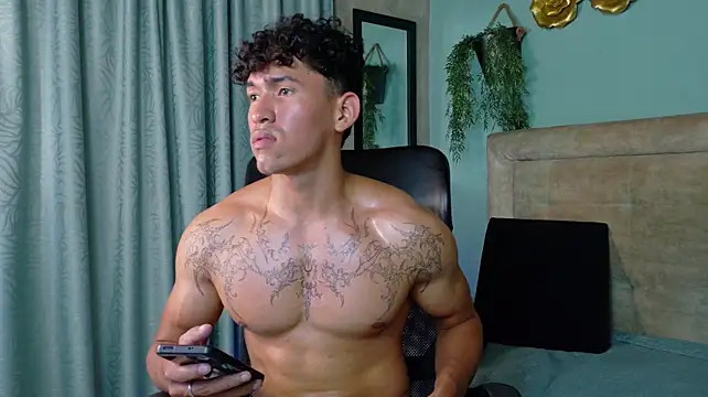 daniel_biig live cam on StripChat
