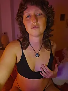 mossy_kiss live cam on StripChat
