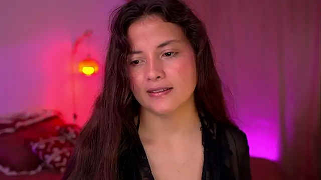 lirio05 (F young) - oil up my kitty (tease)