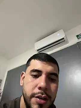 Dimitri_Bass live sex cam