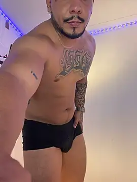 DeimonOficial live cam on StripChat