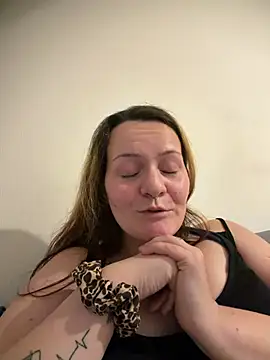 YoungGermanMila cam2cam chat room