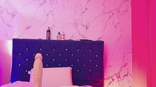 Dakotaa_Johnson